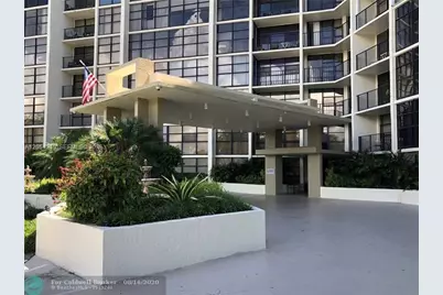 600 Parkview Dr #818, Hallandale Beach, FL 33009 - Photo 5