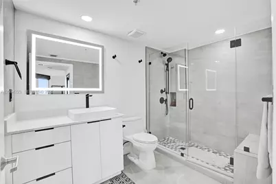 335 S Biscayne Blvd #3807, Miami, FL 33131 - Photo 19