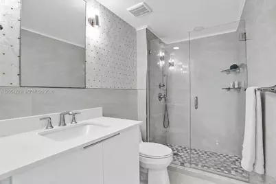 335 S Biscayne Blvd #3807, Miami, FL 33131 - Photo 23