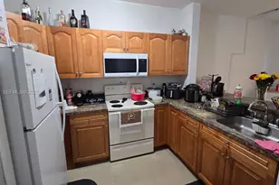 2900 SE 17th Ave, Homestead, FL 33035 - Photo 3