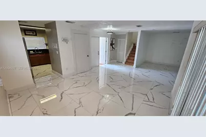 15355 SW 39th Ln, Miami, FL 33185 - Photo 17