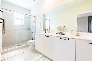 2370 NW 131st Cir, Miami, FL 33167 - Photo 27