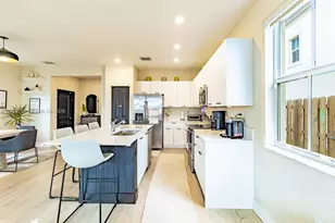 2370 NW 131st Cir, Miami, FL 33167 - Photo 11
