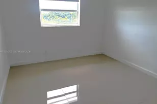 11750 NE 16th Ave, Miami, FL 33161 - Photo 21