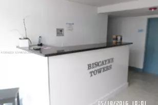 11750 NE 16th Ave, Miami, FL 33161 - Photo 5