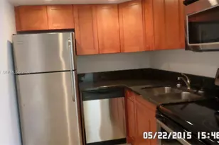 11750 NE 16th Ave, Miami, FL 33161 - Photo 17