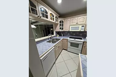 11233 SW 88th St #202-E, Miami, FL 33176 - Photo 5