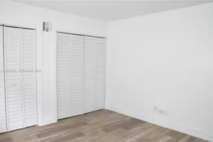 35 Edgewater Dr, Coral Gables, FL 33133 - Photo 13
