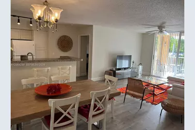 19901 E Country Club Dr #2207, Aventura, FL 33180 - Photo 5