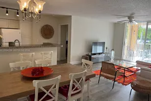 19901 E Country Club Dr, Aventura, FL 33180 - Photo 5