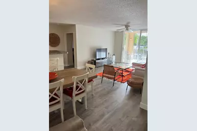 19901 E Country Club Dr #2207, Aventura, FL 33180 - Photo 3