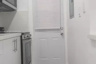 7901 SW 64th Ave, South Miami, FL 33143 - Photo 11