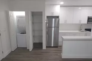 7901 SW 64th Ave, South Miami, FL 33143 - Photo 9