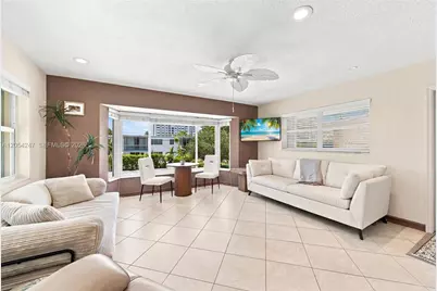 3216 SE 12th St #28, Pompano Beach, FL 33062 - Photo 7
