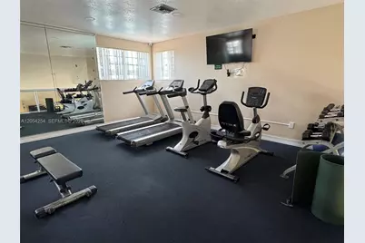 9711 Fontainebleau Blvd #D106, Miami, FL 33172 - Photo 31