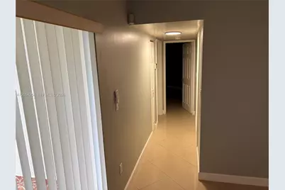 9711 Fontainebleau Blvd #D106, Miami, FL 33172 - Photo 13
