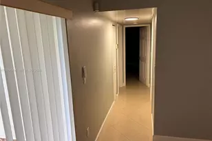 9711 Fontainebleau Blvd, Miami, FL 33172 - Photo 13