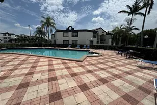 9711 Fontainebleau Blvd, Miami, FL 33172 - Photo 23