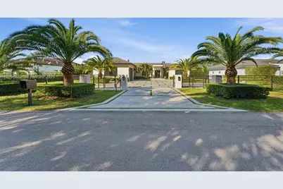 10005 SW 66th St, Miami, FL 33173 - Photo 3