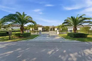 10005 SW 66th St, Miami, FL 33173 - Photo 3