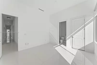 10005 SW 66th St, Miami, FL 33173 - Photo 35