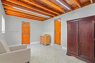 766 E 36th St, Hialeah, FL 33013 - Photo 29