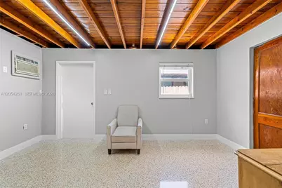 766 E 36th St, Hialeah, FL 33013 - Photo 27