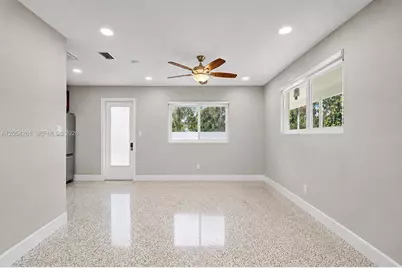 766 E 36th St, Hialeah, FL 33013 - Photo 15