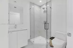 700 NE 24th St, Miami, FL 33137 - Photo 31