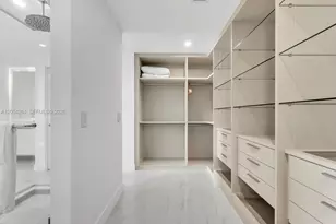 700 NE 24th St, Miami, FL 33137 - Photo 27