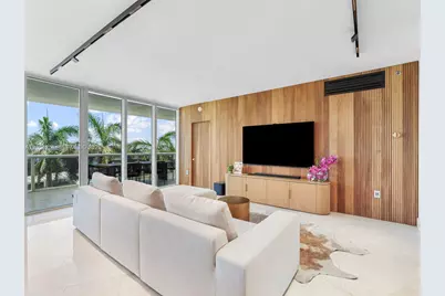 400 Alton Rd #808, Miami Beach, FL 33139 - Photo 1