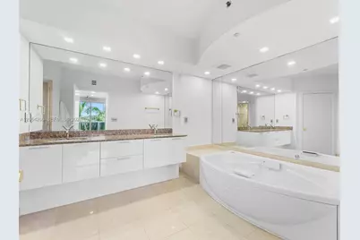 400 Alton Rd #808, Miami Beach, FL 33139 - Photo 17