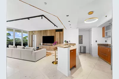 400 Alton Rd #808, Miami Beach, FL 33139 - Photo 5