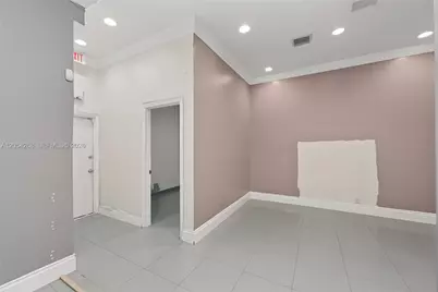 3313 NE 32nd St, Fort Lauderdale, FL 33308 - Photo 3