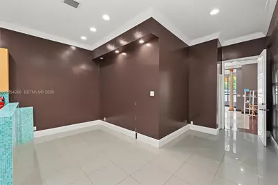 3313 NE 32nd St, Fort Lauderdale, FL 33308 - Photo 9