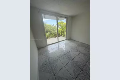 12500 NE 15th Ave #402, North Miami, FL 33161 - Photo 7
