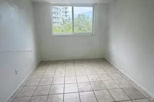12500 NE 15th Ave, North Miami, FL 33161 - Photo 3