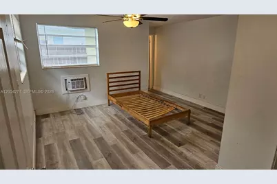 808 NE 10th St #3, Hallandale Beach, FL 33009 - Photo 9