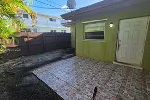 808 NE 10th St, Hallandale Beach, FL 33009 - Photo 1