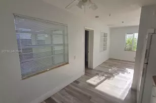 808 NE 10th St, Hallandale Beach, FL 33009 - Photo 9