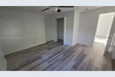 808 NE 10th St #3, Hallandale Beach, FL 33009 - Photo 15