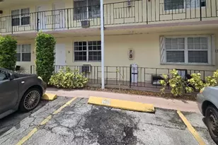 345 Michigan Ave, Miami Beach, FL 33139 - Photo 13
