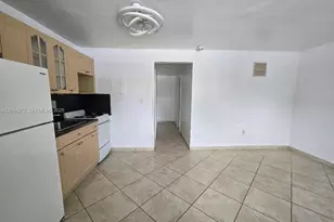 345 Michigan Ave, Miami Beach, FL 33139 - Photo 3
