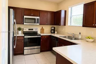 3787 SE 2nd St, Homestead, FL 33033 - Photo 3