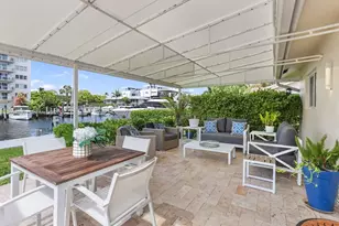 2762 NE 3rd St, Pompano Beach, FL 33062 - Photo 23