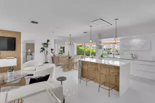2762 NE 3rd St, Pompano Beach, FL 33062 - Photo 9