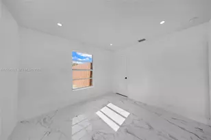 2468 NW 21st St, Fort Lauderdale, FL 33311 - Photo 17