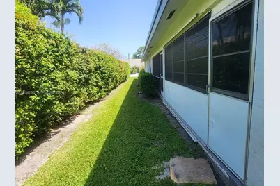 171 N Moccasin Trl N, Jupiter, FL 33458 - Photo 27