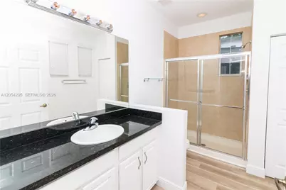 1510 SW 147th Ter, Pembroke Pines, FL 33027 - Photo 9