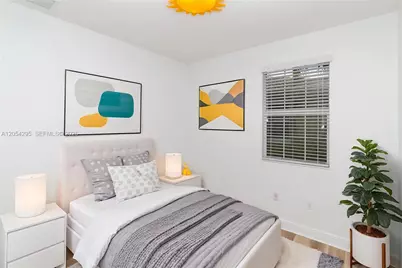1510 SW 147th Ter, Pembroke Pines, FL 33027 - Photo 5